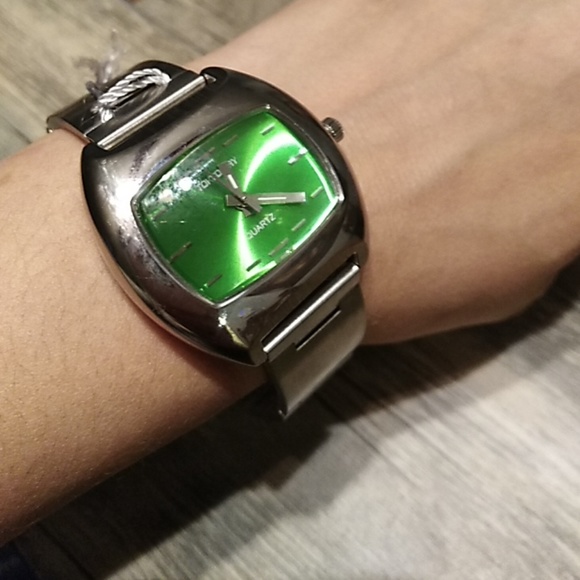 Vintage Lime Green Retro Tokyo Bay Mens watch - Picture 2 of 5